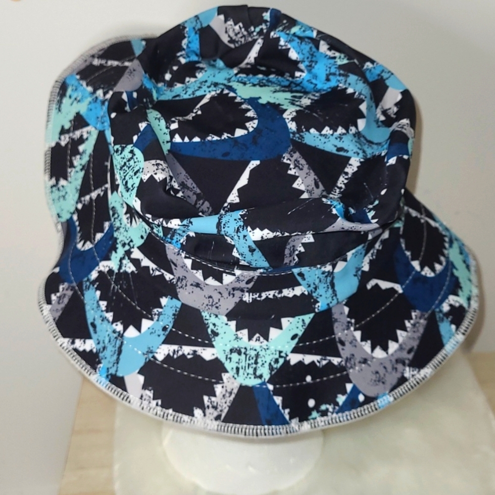 Swimlids UPF 50+ Kids Shark Bait Swim Bucket Hat Beachy Pool Vacay Size S NWOT